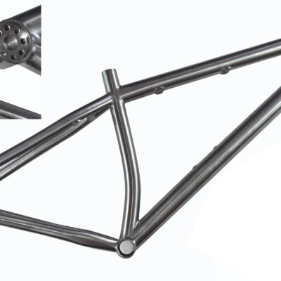 Titan Rahmen mit Steckachse für RR o. MTB