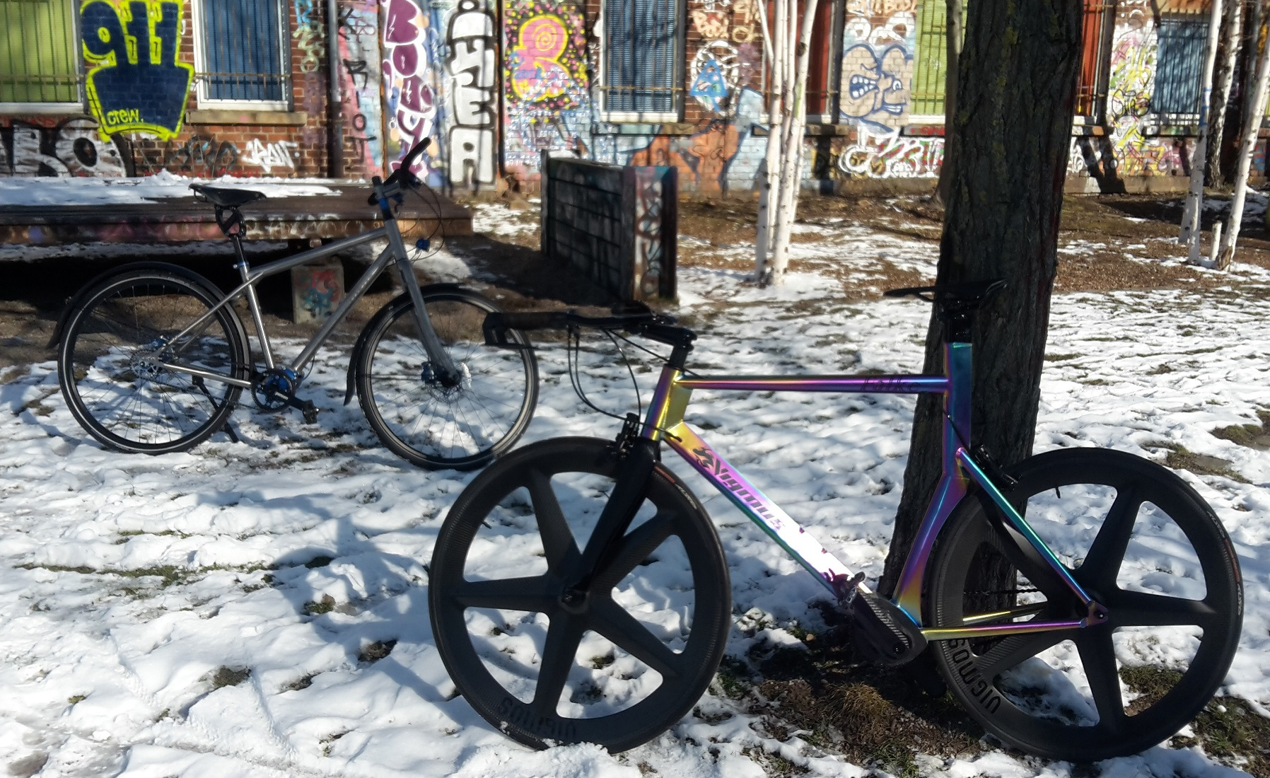 Die hochwertigen Bikeparts von Pinion bekommen Sie bei vigmos.sbs Ihrem individuellen Fahhradbauer